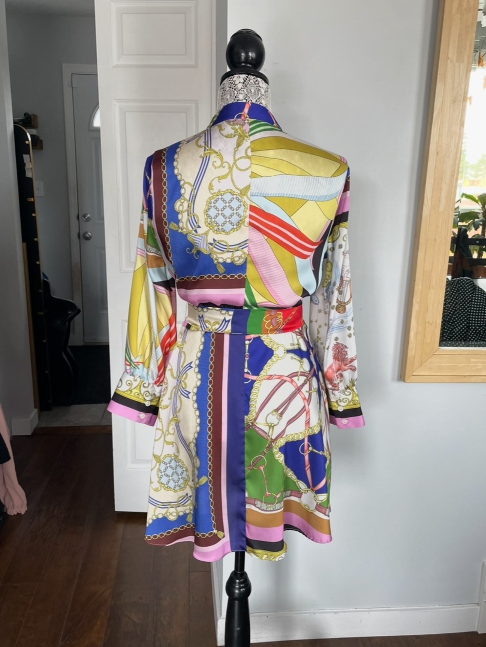 Zara Vintage Scarf Inspired European Summer Print Button Up Belted Dress. Small - Picture 11 of 16